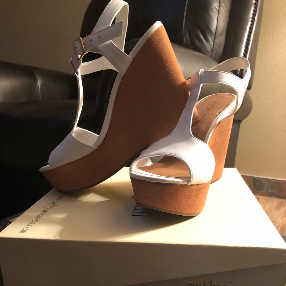 Cathy Jean Wedge Sandals